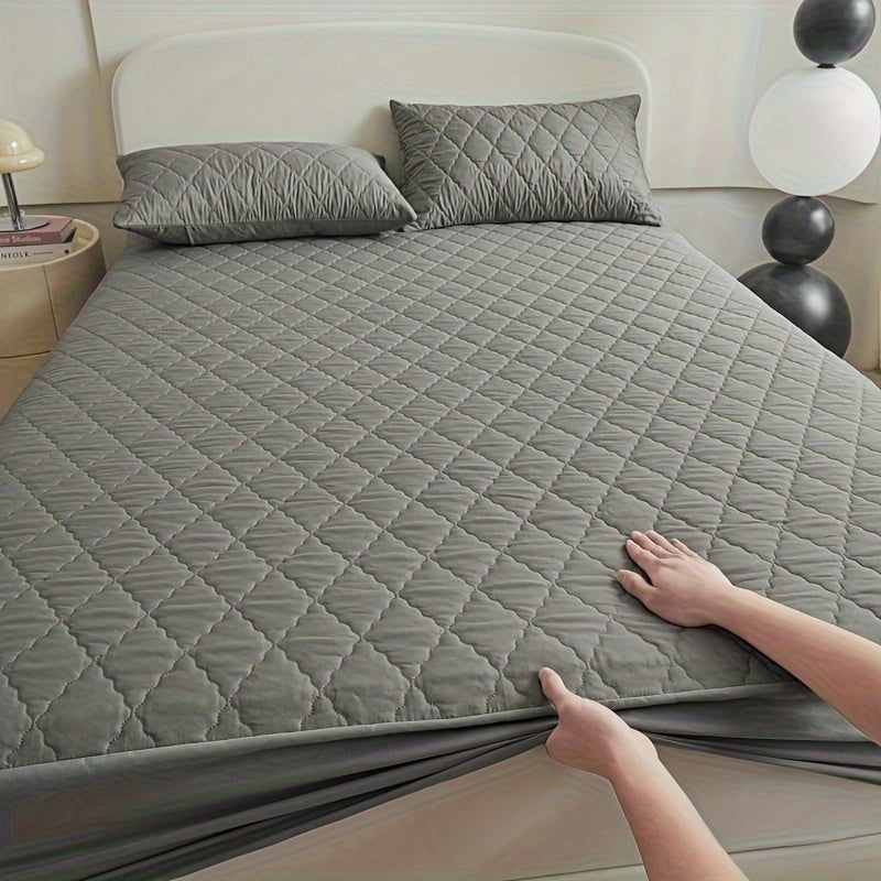 Quilted waterproof mattress protector - product photo 16