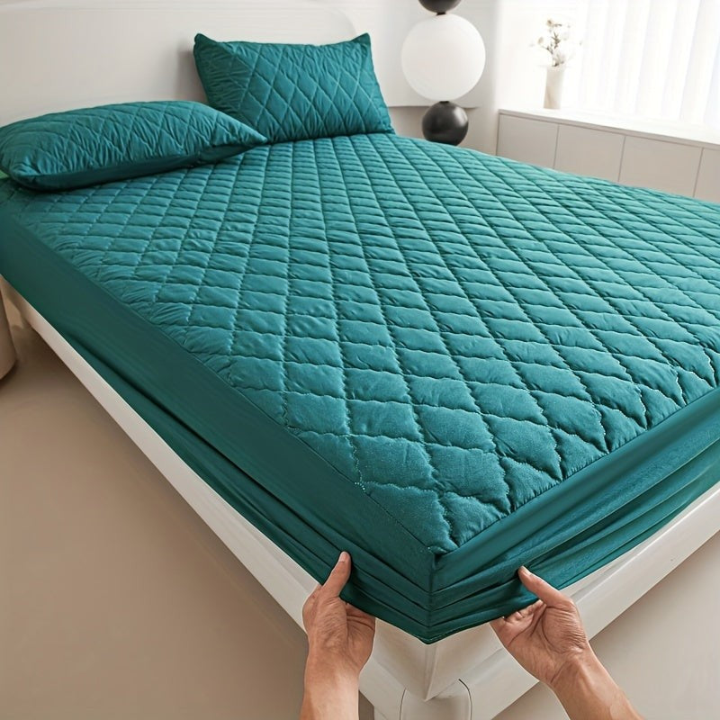 Quilted waterproof mattress protector - product photo 7