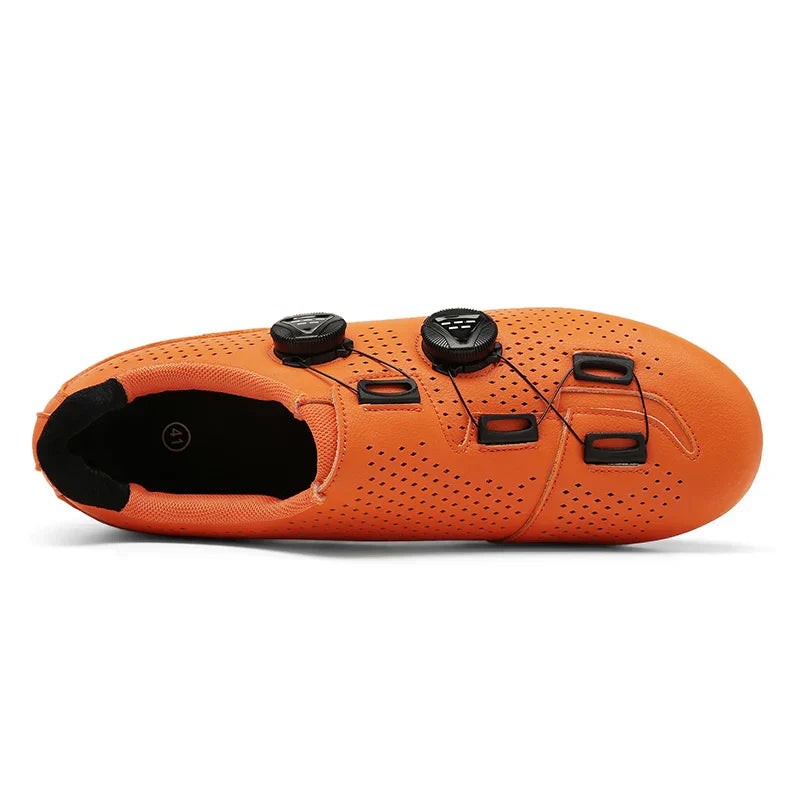 Cycling shoe with dual tension dials - product photo 2