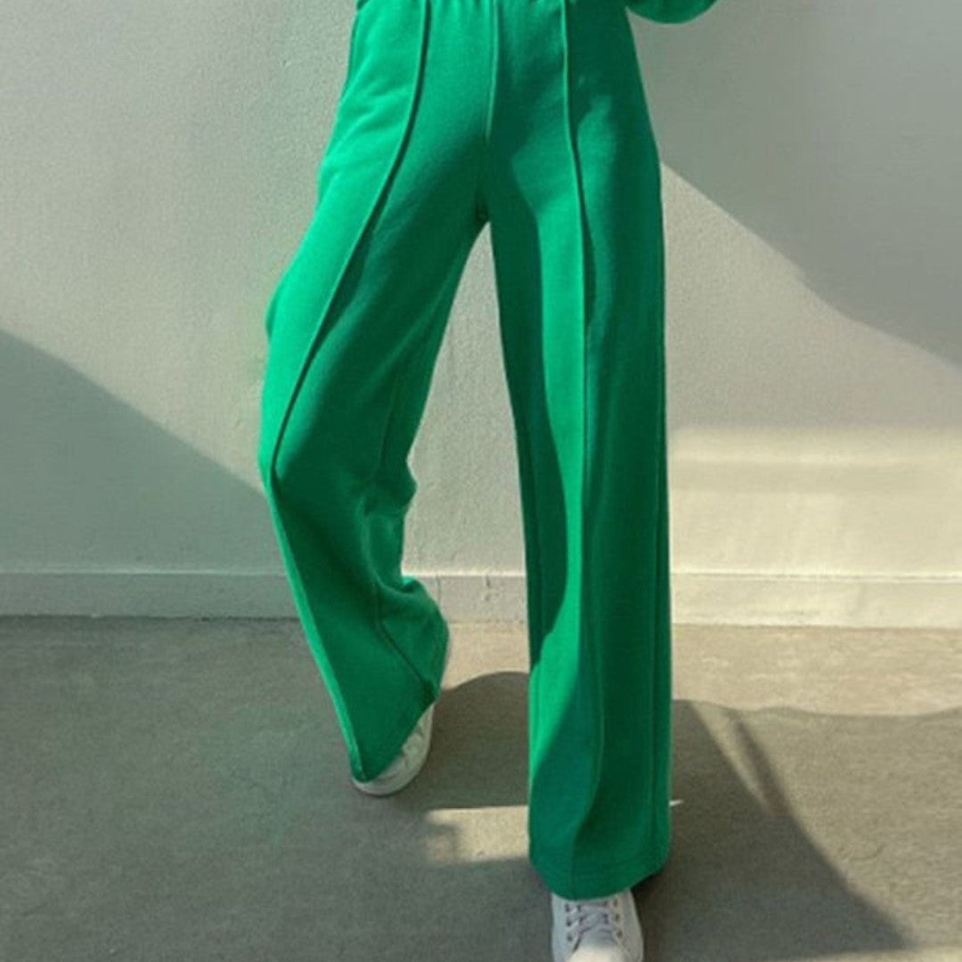 Woman wearing the Carys women's wide-leg vest, side view