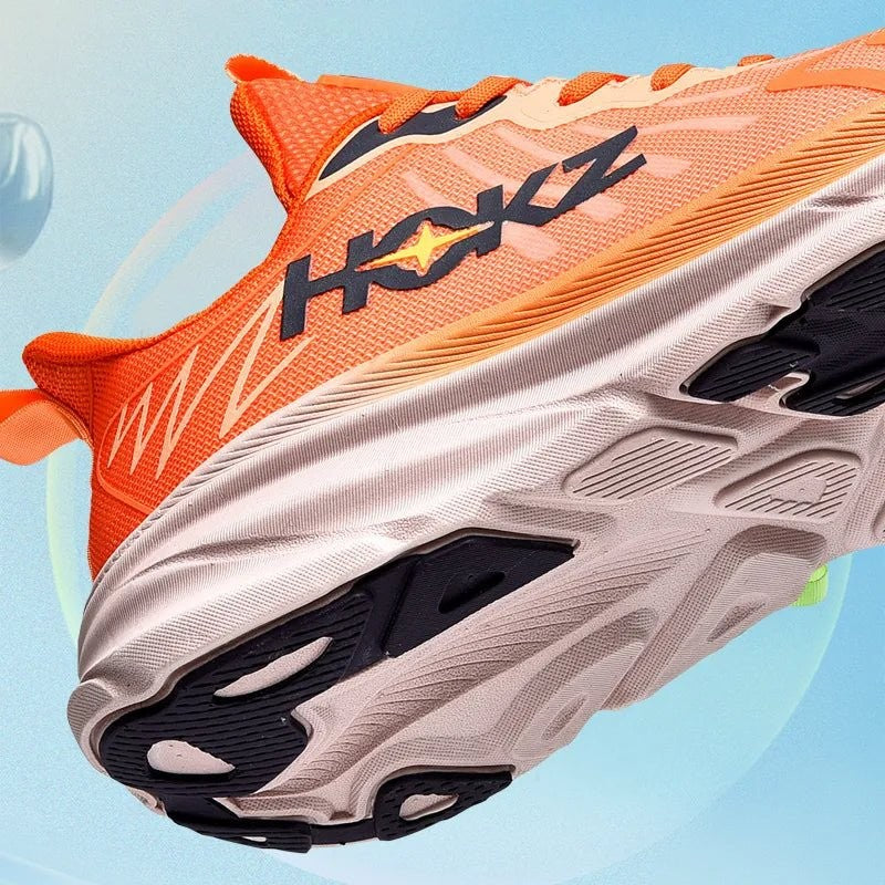 Lightweight cushioned mesh running shoe - product photo 5