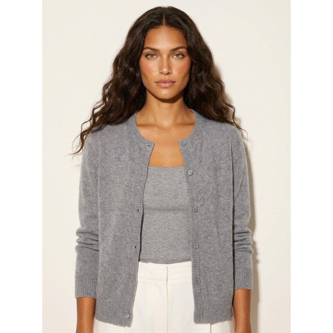 Woman wearing the Delilah women's jacket, front view