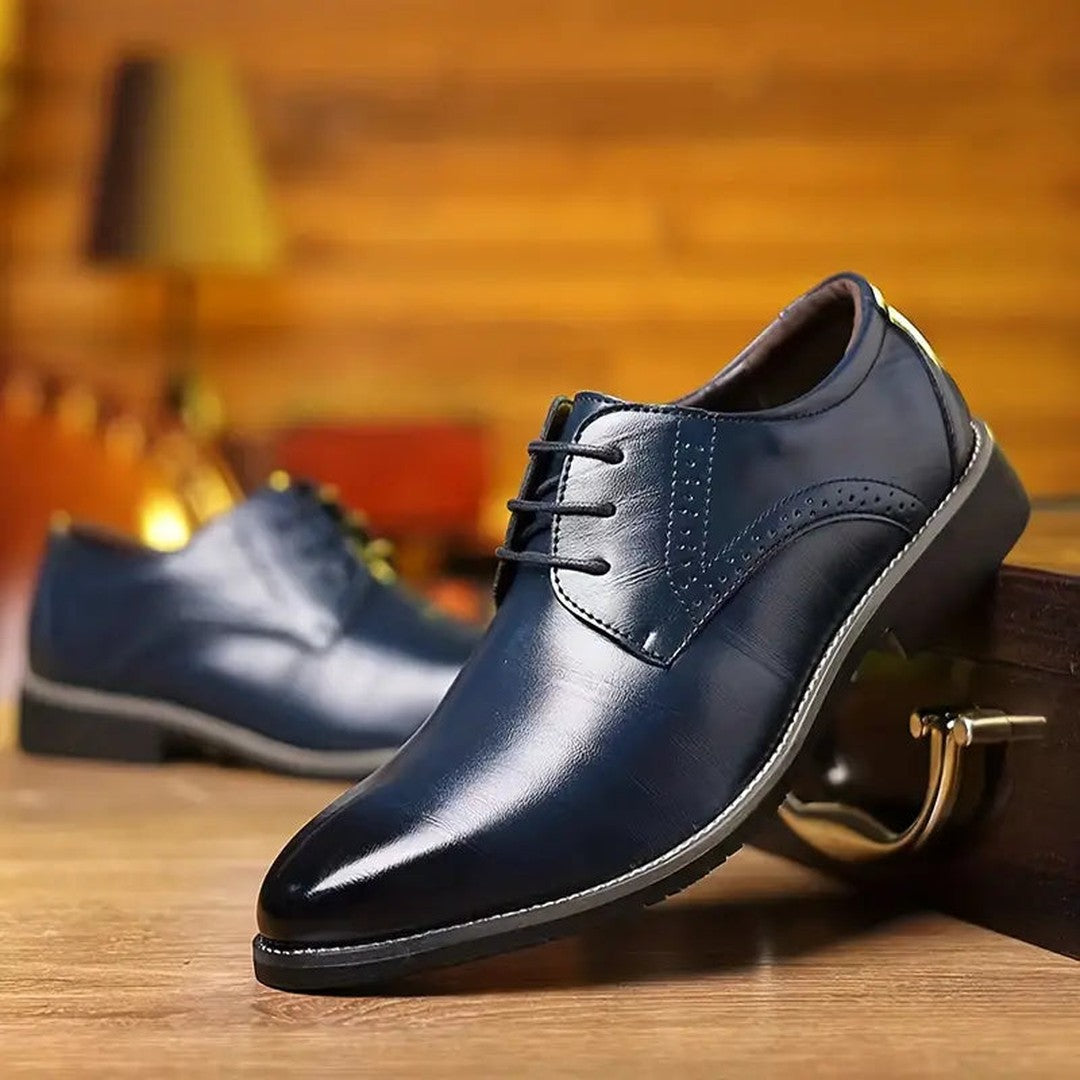 Man wearing the Dexter men's leather shoes, side view