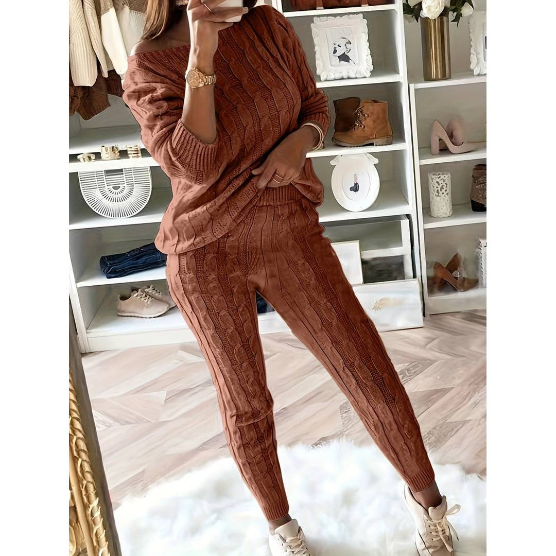 Woman wearing the Dione women's chic apparel, 10 view