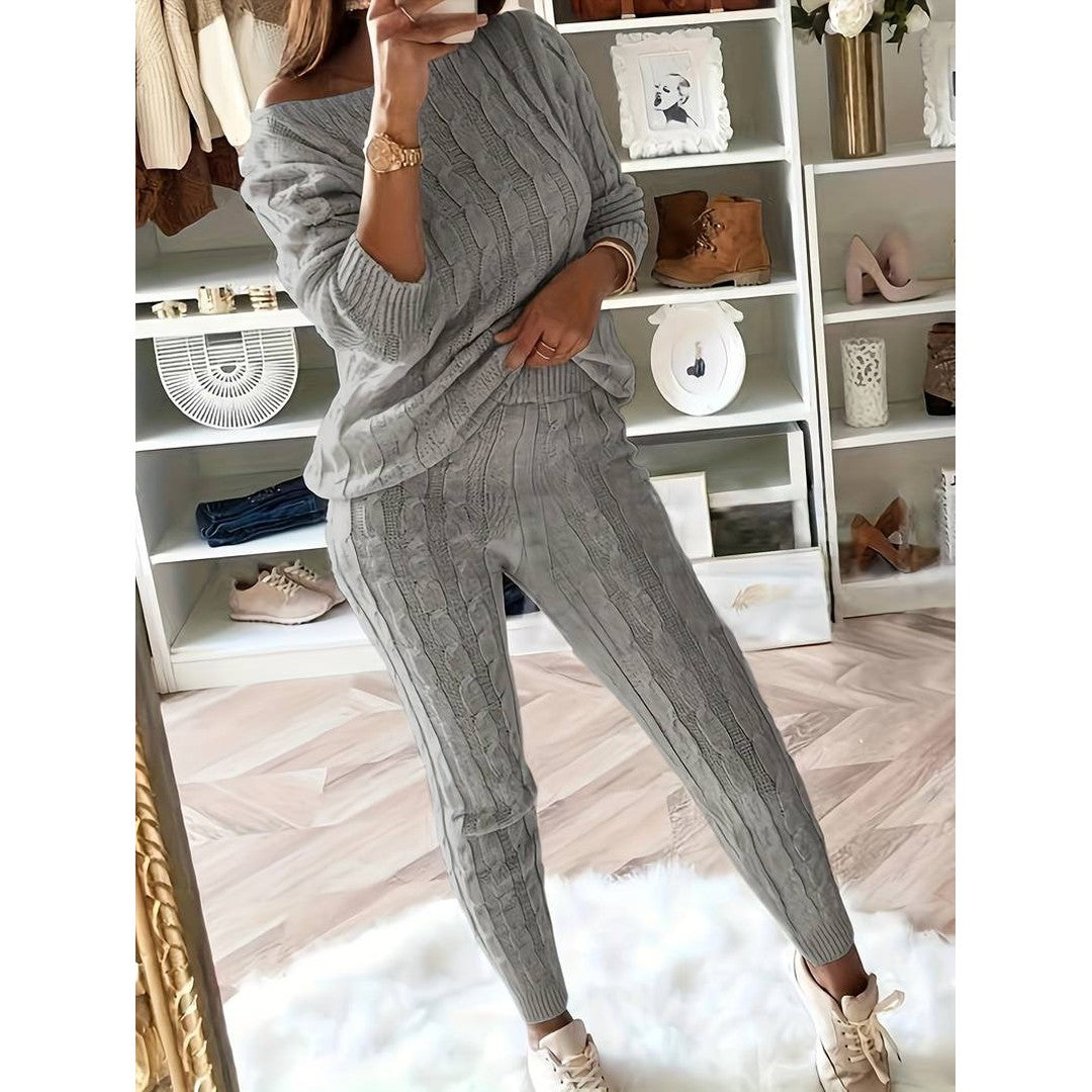 Woman wearing the Dione women's chic apparel, 11 view