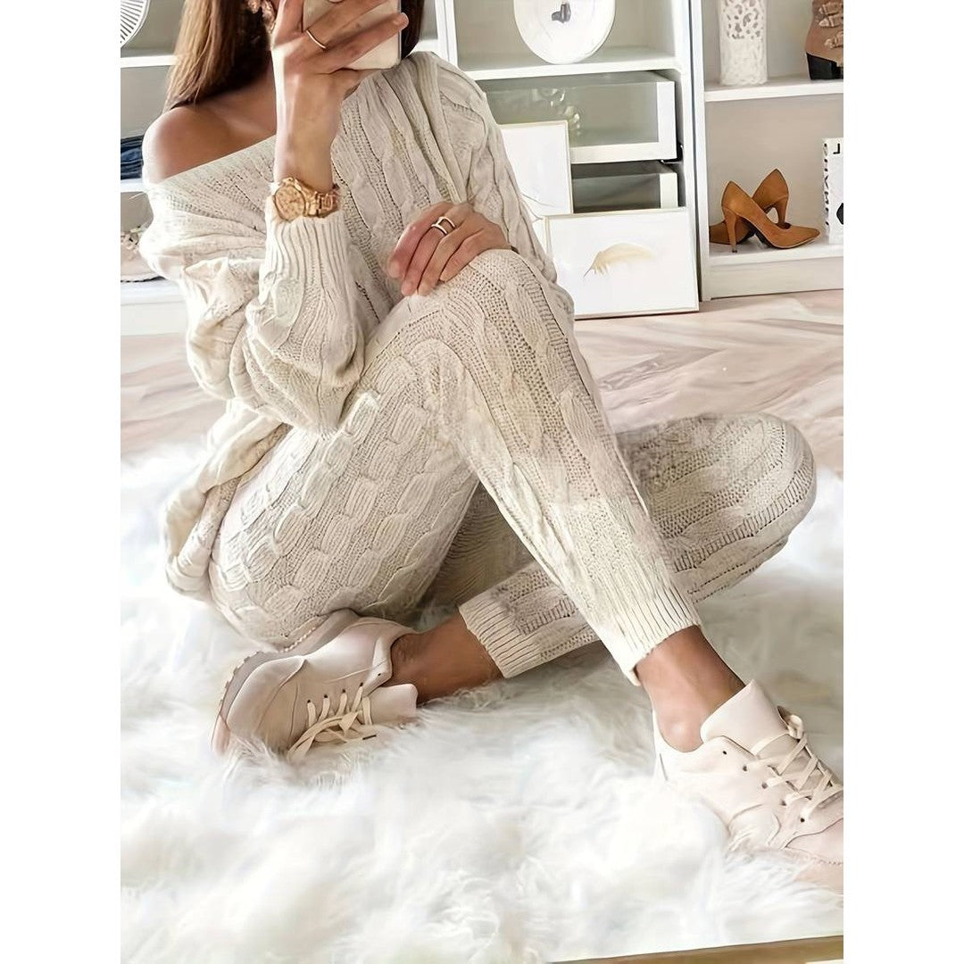 Woman wearing the Dione women's chic apparel, 13 view