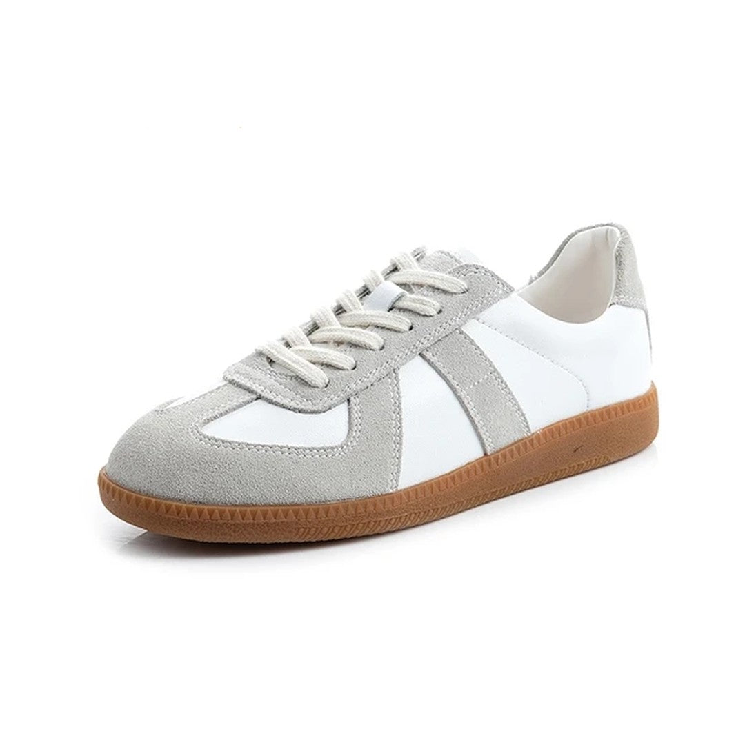 Woman wearing the Ember women's leather shoes, flatlay view