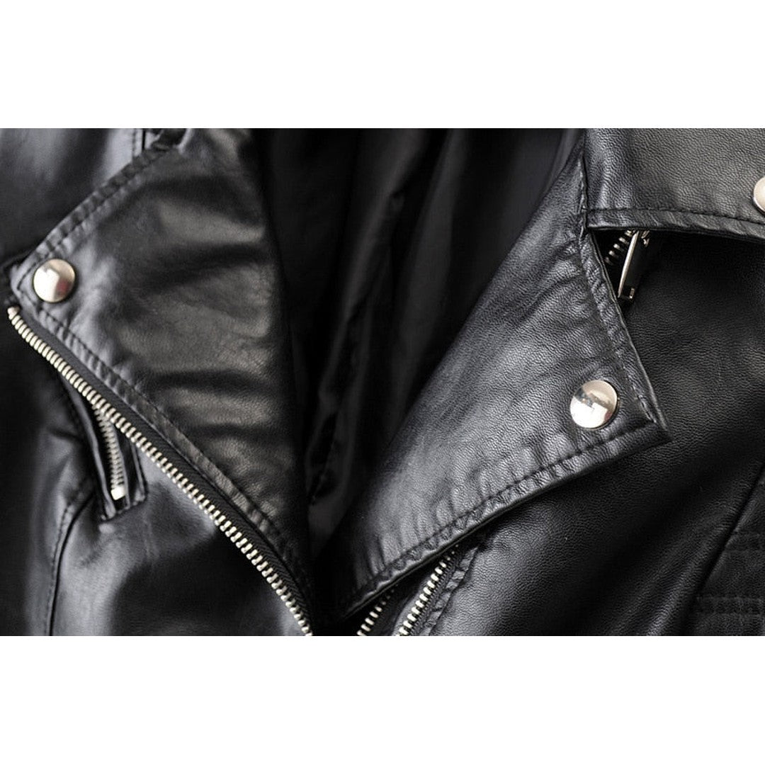 Woman wearing the Enya women's leather jacket, detail view