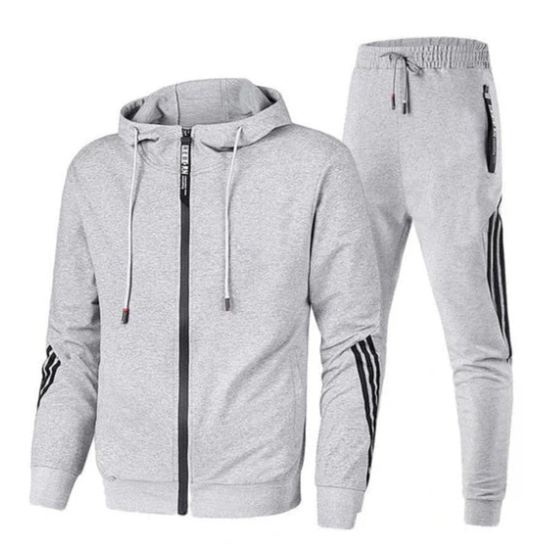 Man wearing the Enzo men's cotton tracksuit, front view