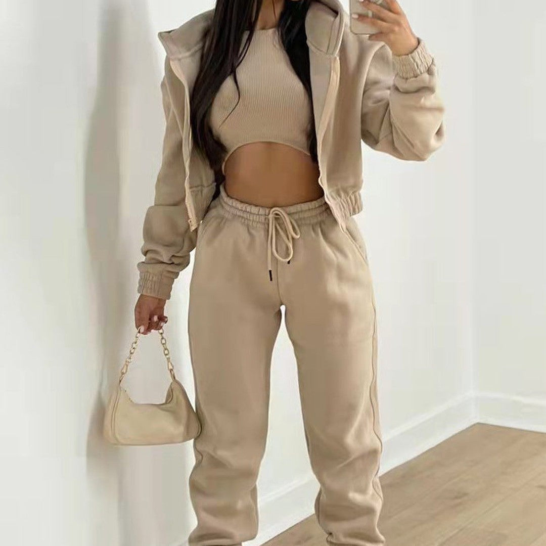 Woman wearing the Estella women's wide-leg joggers, 7 view