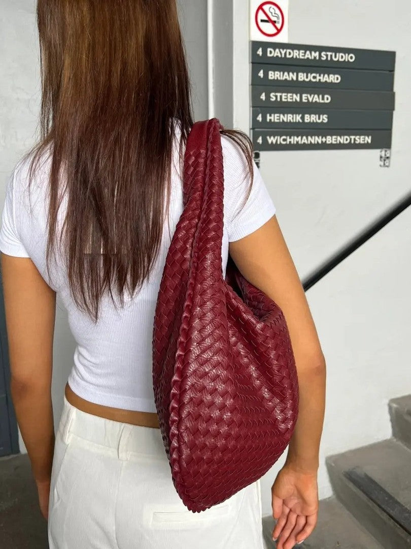 Braided leather hobo shoulder bag - product photo 7