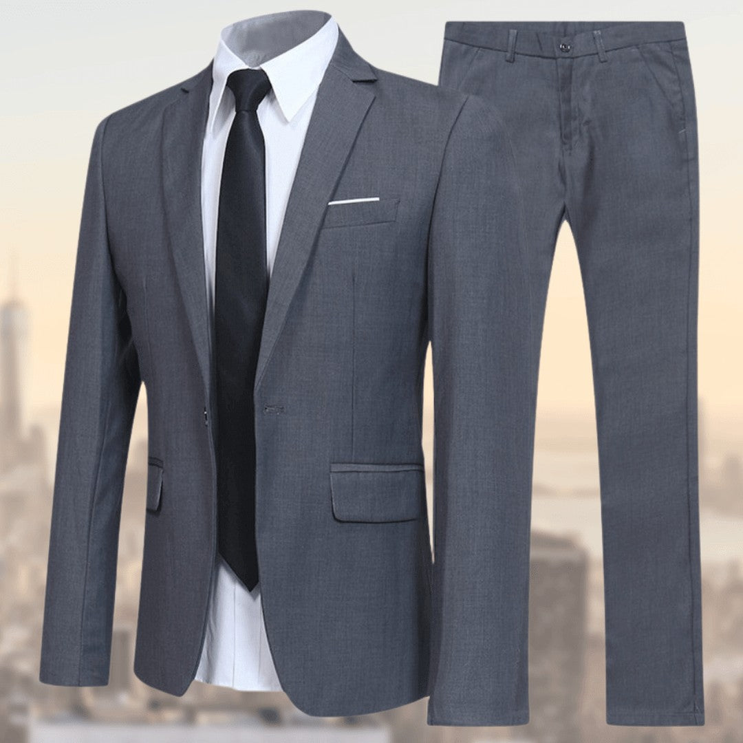 Man wearing the Finn men's elegant top, 8 view