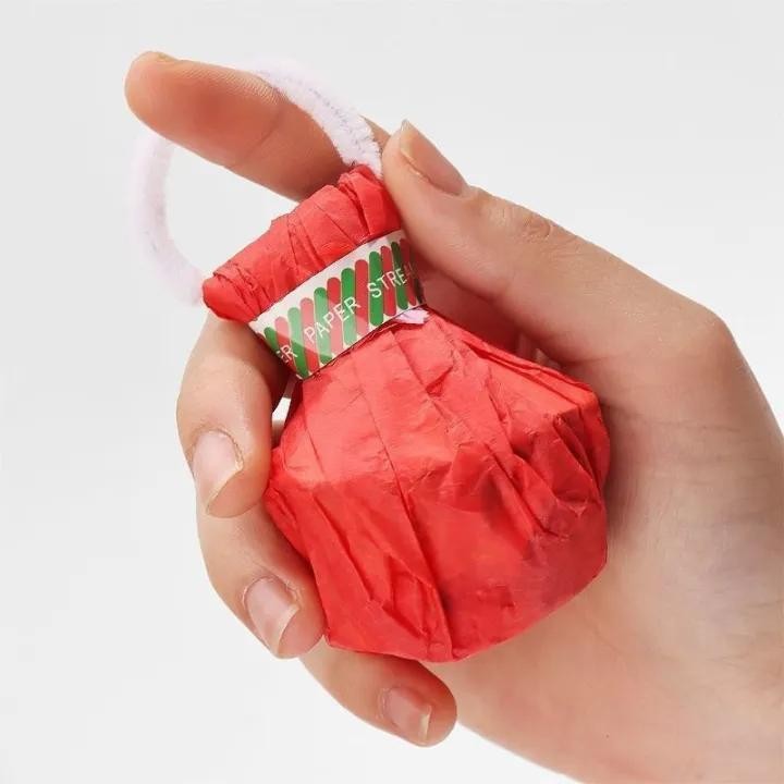 Biodegradable paper throw streamers - product photo 7