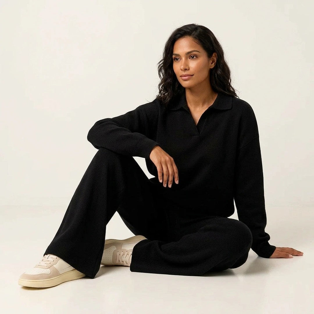 Woman wearing the Gloria women's set, 9 view