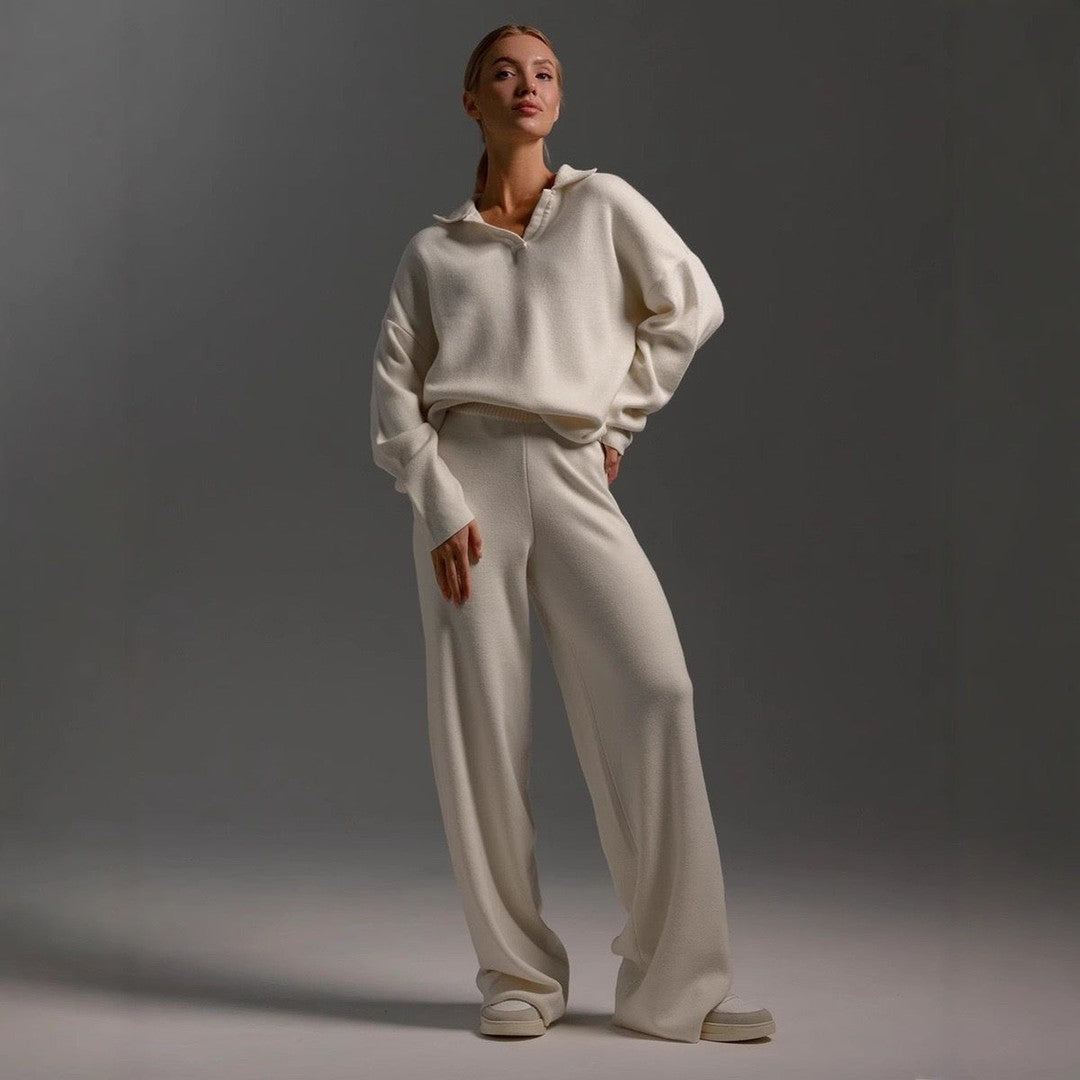 Woman wearing the Gloria women's set, side view