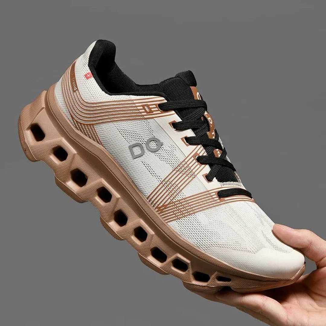 Man wearing the Gordon men's sneakers, 9 view