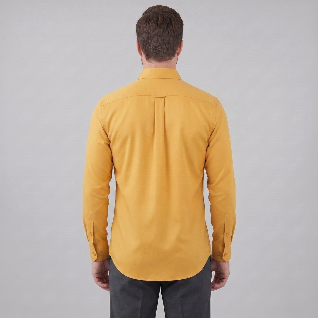 Man wearing the Grayson men's slim-fit polyester long-sleeve shirt, 24 view