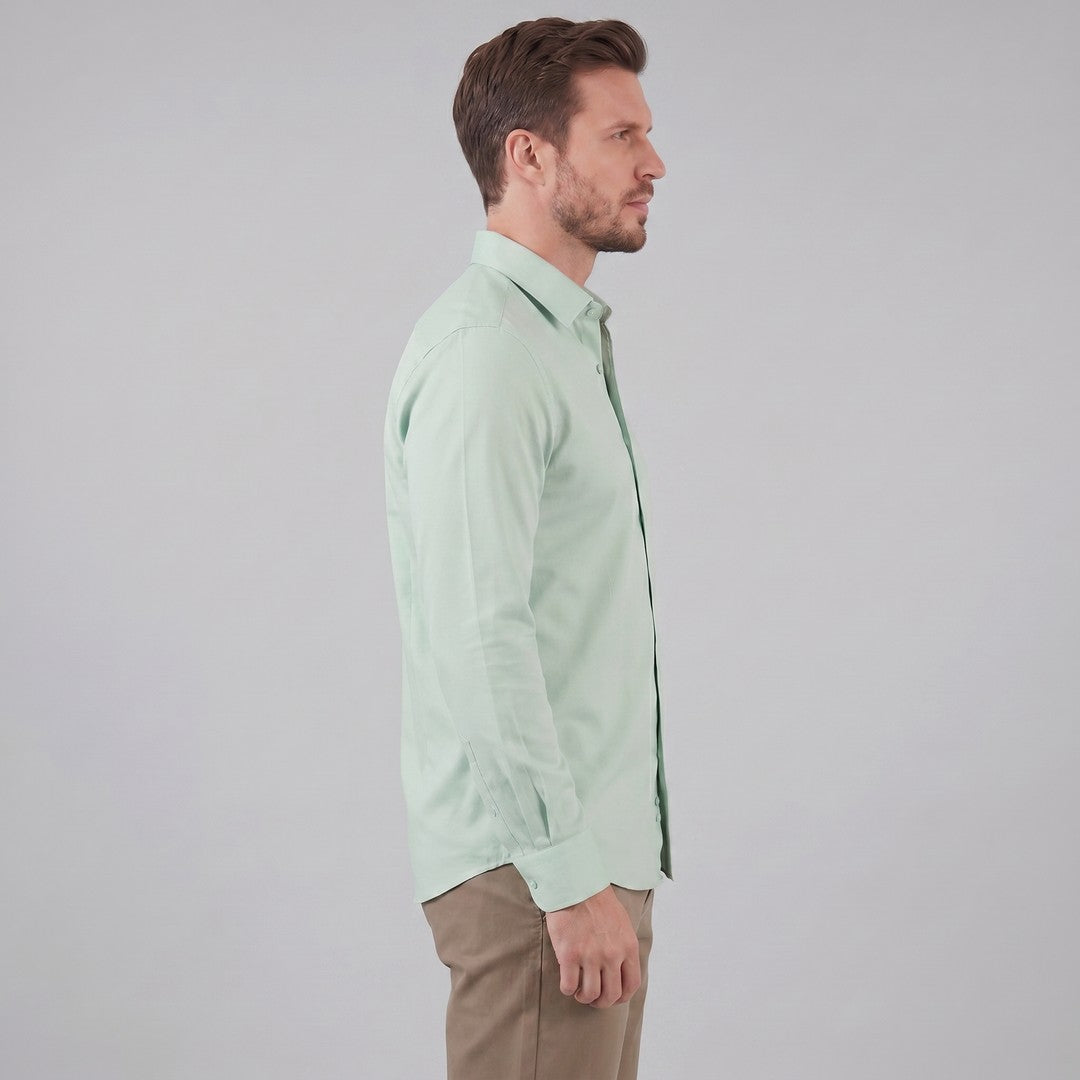 Man wearing the Grayson men's slim-fit polyester long-sleeve shirt, 28 view