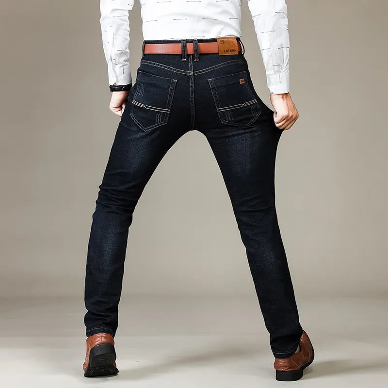 Men's straight-leg stretch jeans - product photo 3