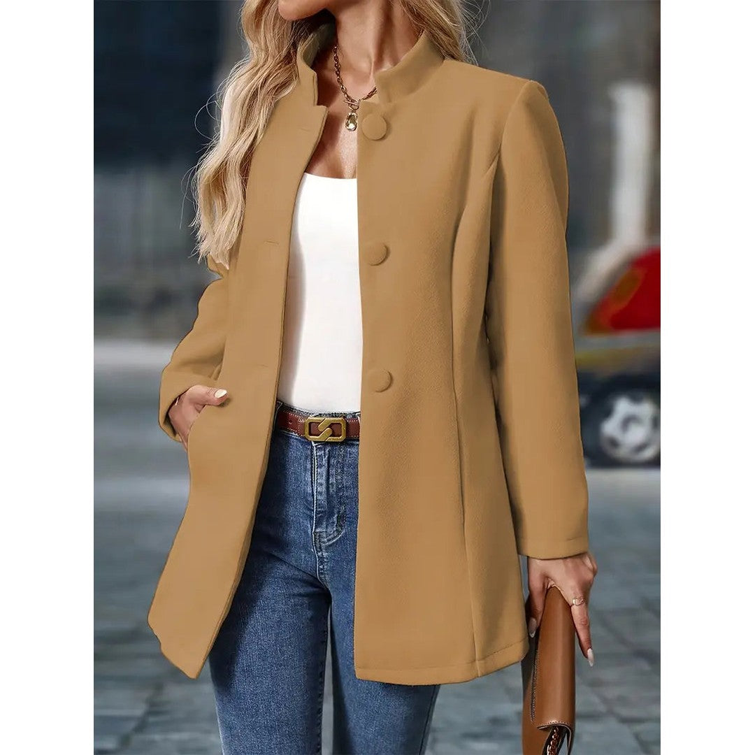 Woman wearing the Hero women's elegant jacket, model view