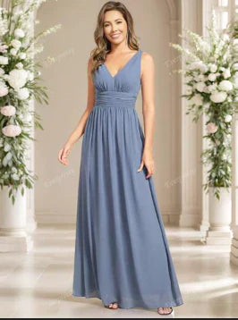 Isabella | Women's Chiffon V-Neck Flowing Maxi Dress