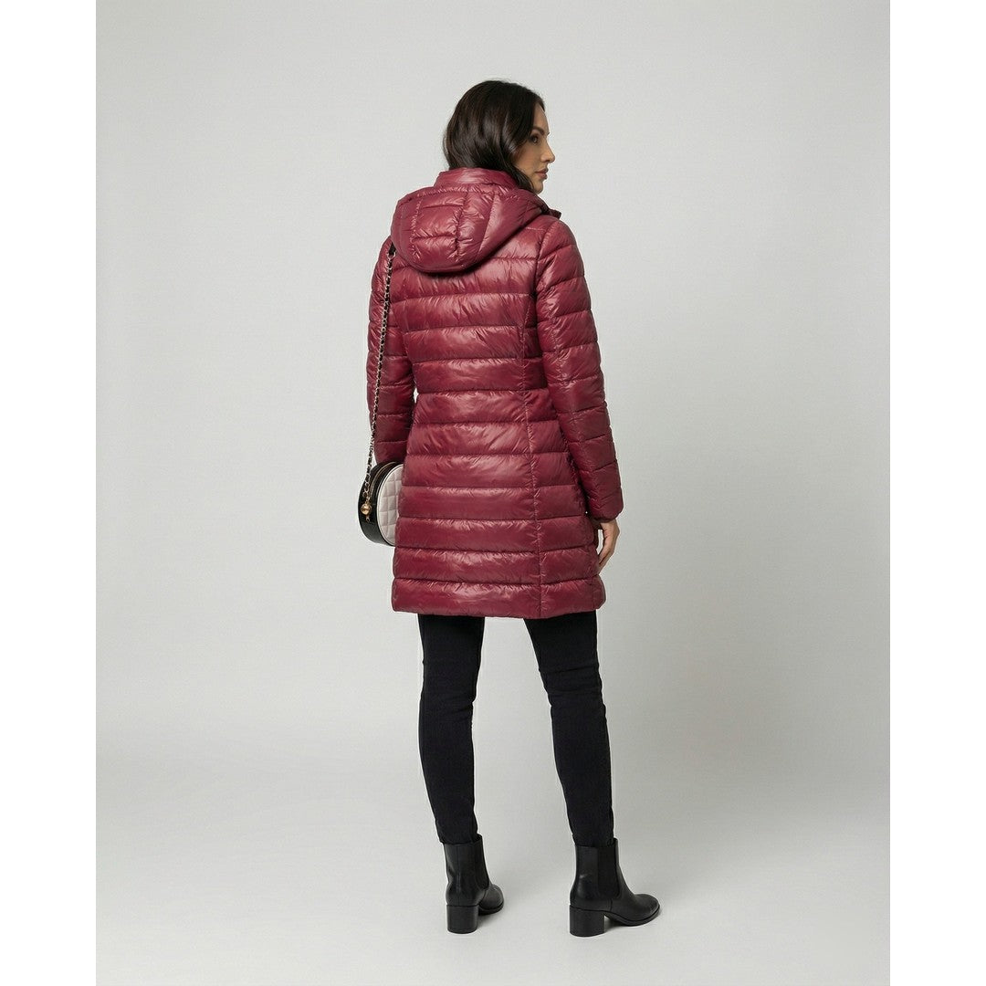 Woman wearing the Isla women's hooded jacket, detail view