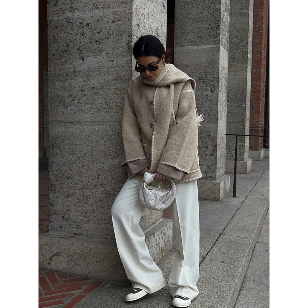 Woman wearing the Jolie women's fleece jacket, 11 view
