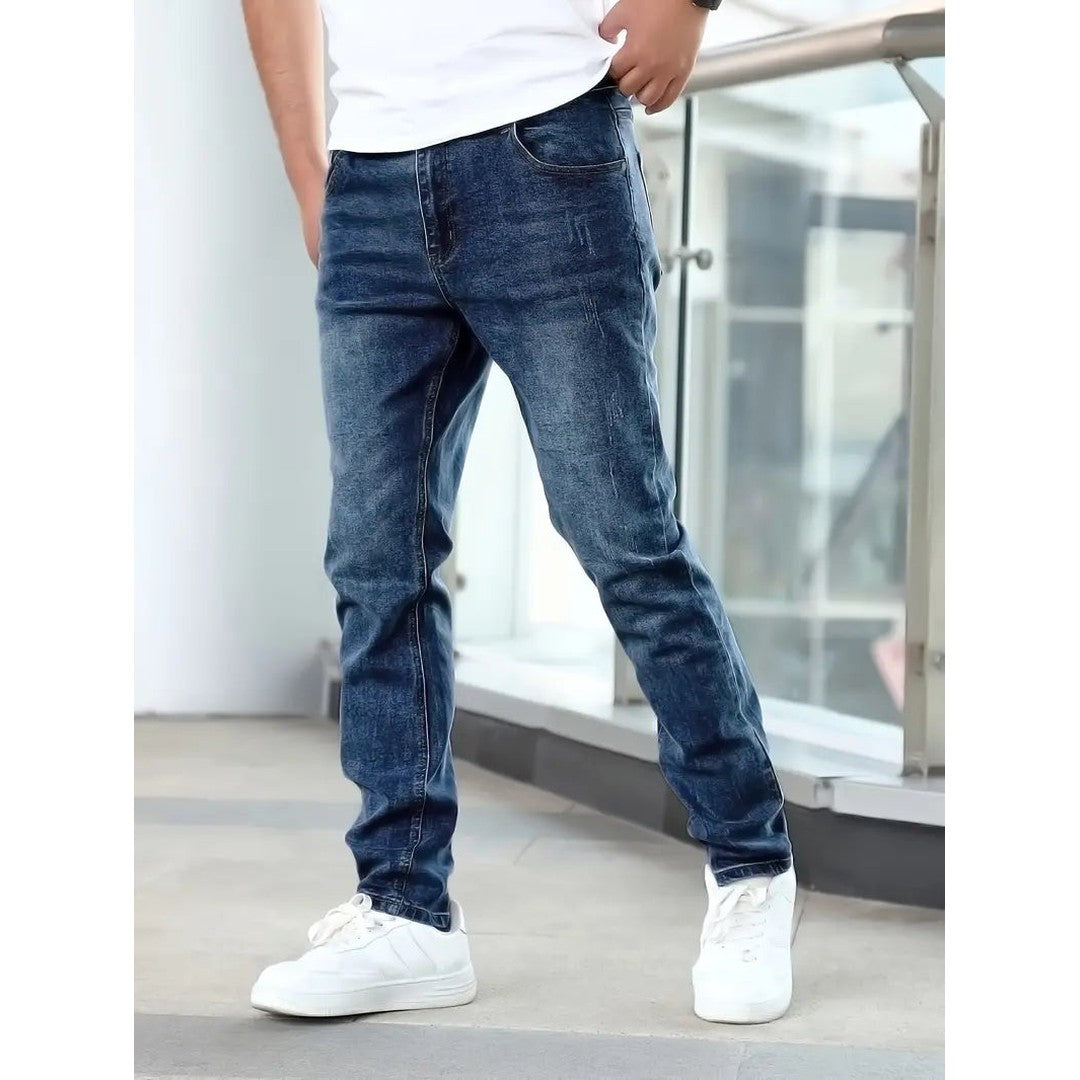 Man wearing the Kian men's denim pocket detail pants, detail view