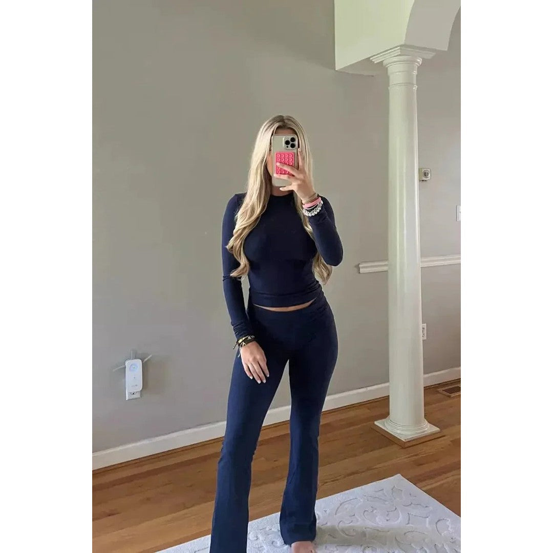 Woman wearing the Kira women's casual cotton set, 7 view