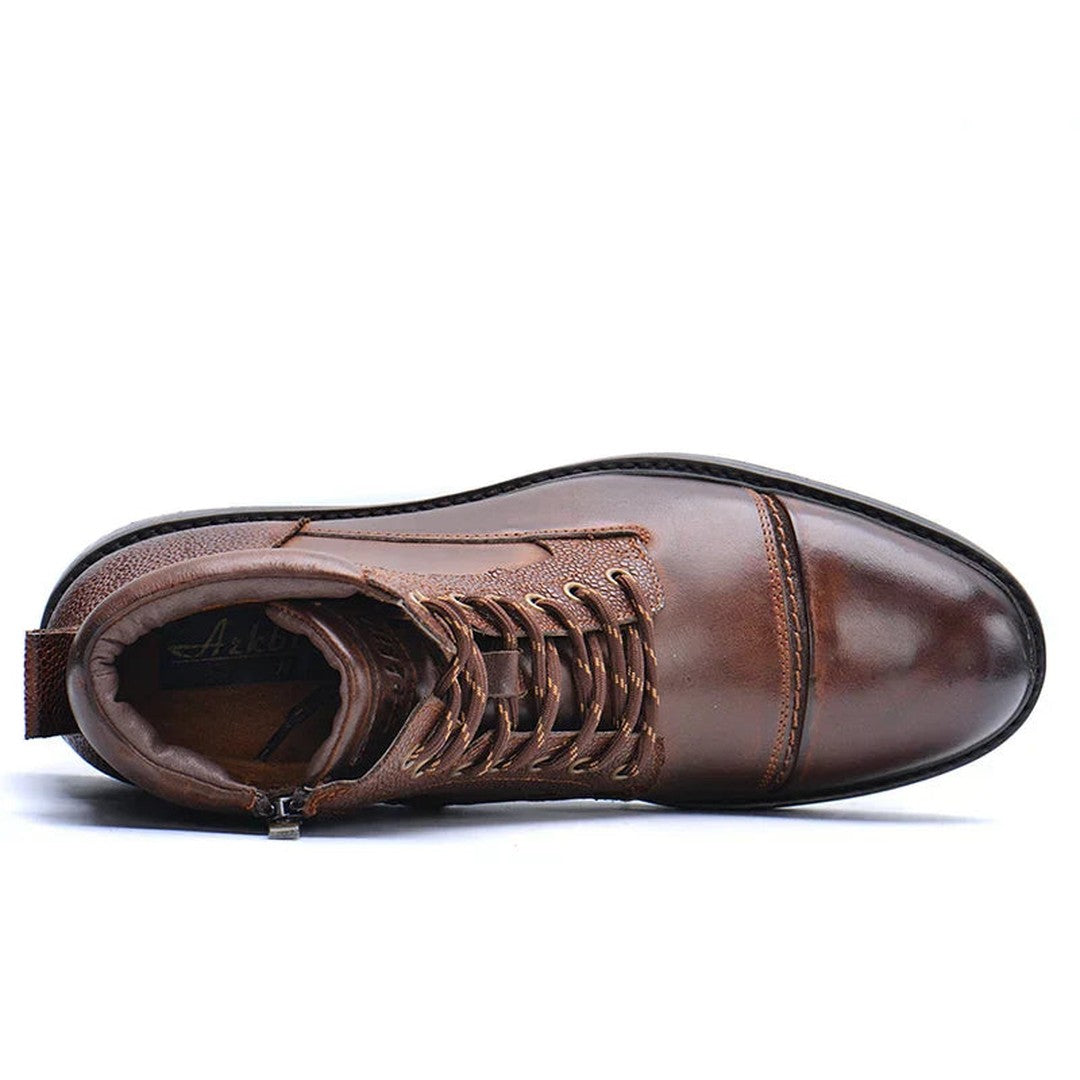 Man wearing the Levi men's casual leather boots in brown, detail view