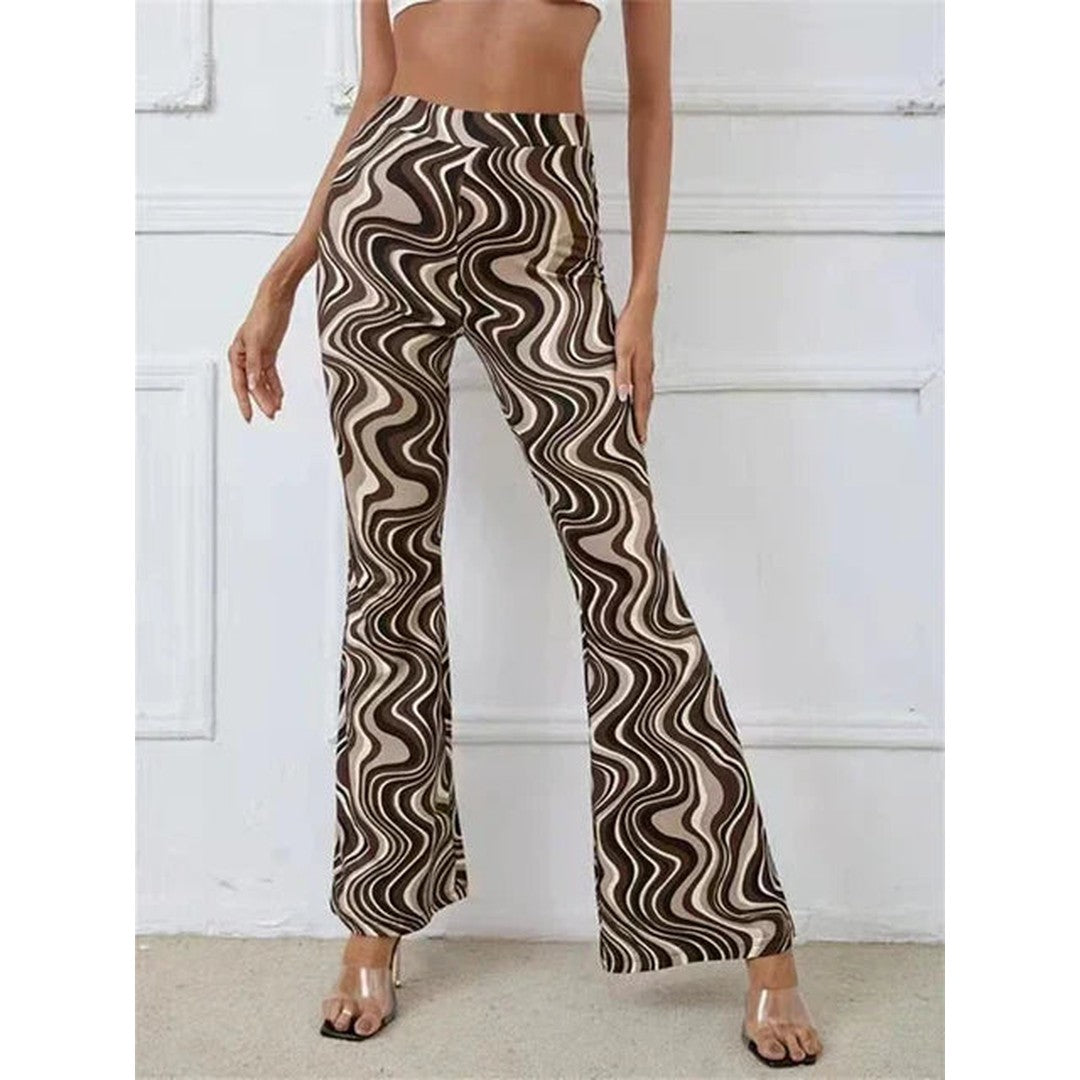 Woman wearing the Lyra women's pants, 10 view