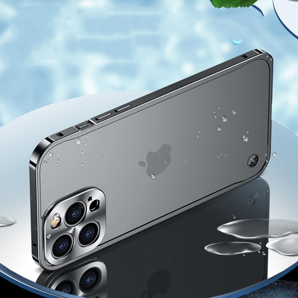 Cnc machined aluminium phone case - product photo 3