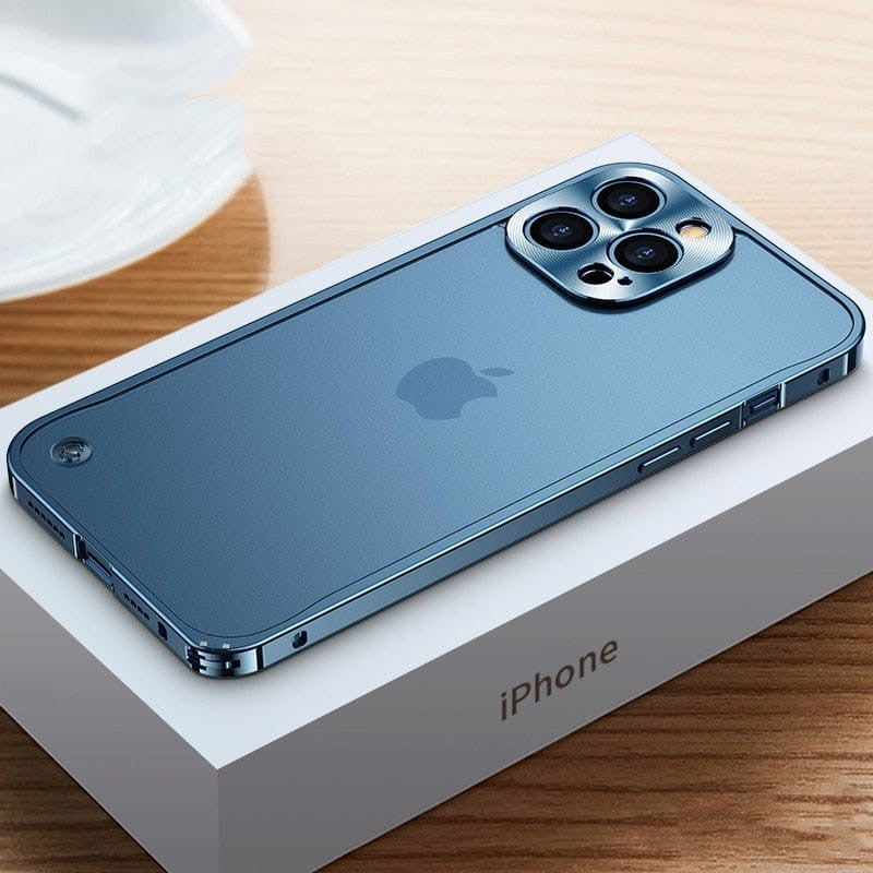 Cnc machined aluminium phone case - product photo 4