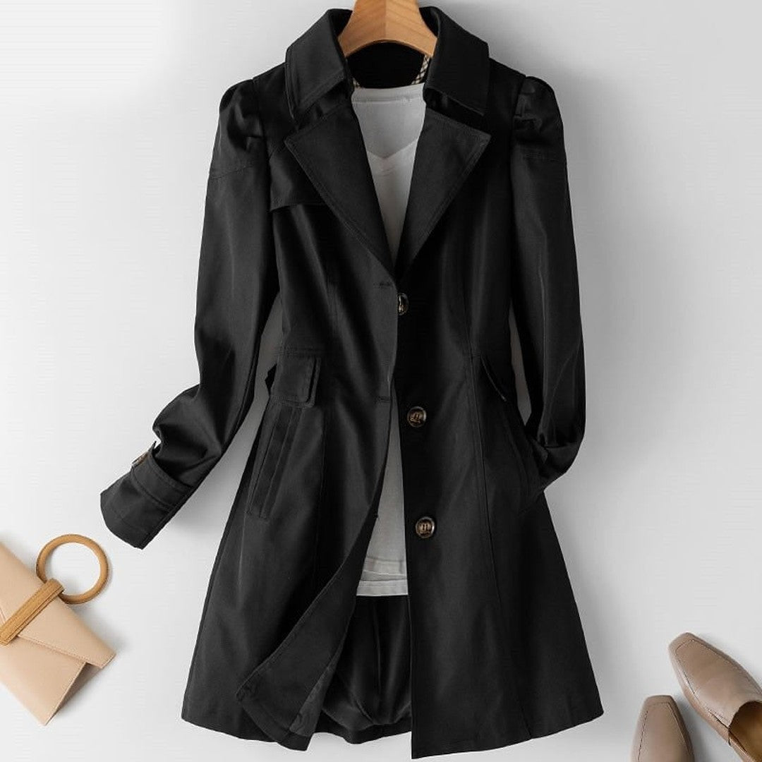 Woman wearing the Manon women's jacket, back view
