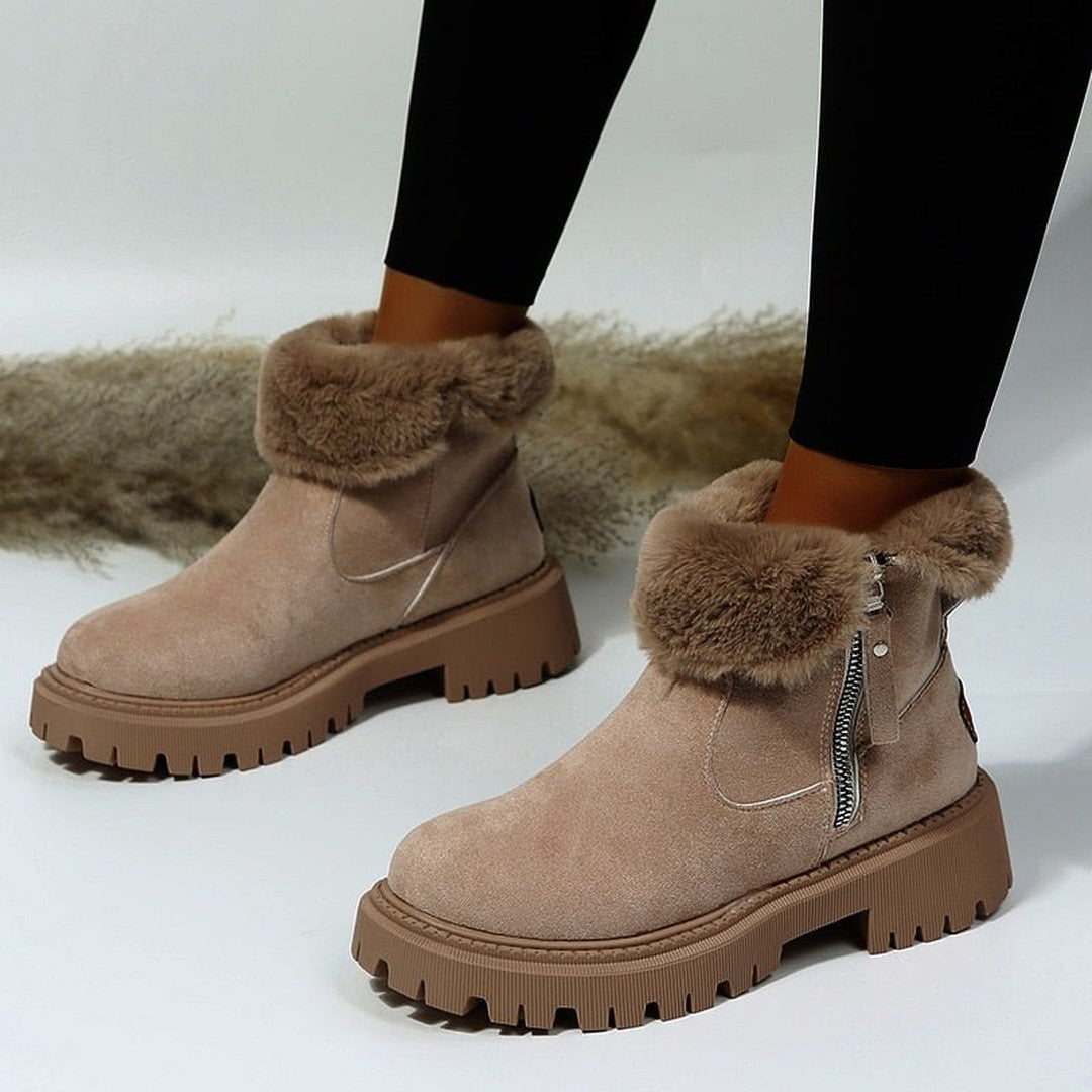 Woman wearing the Maren women's boots, 7 view