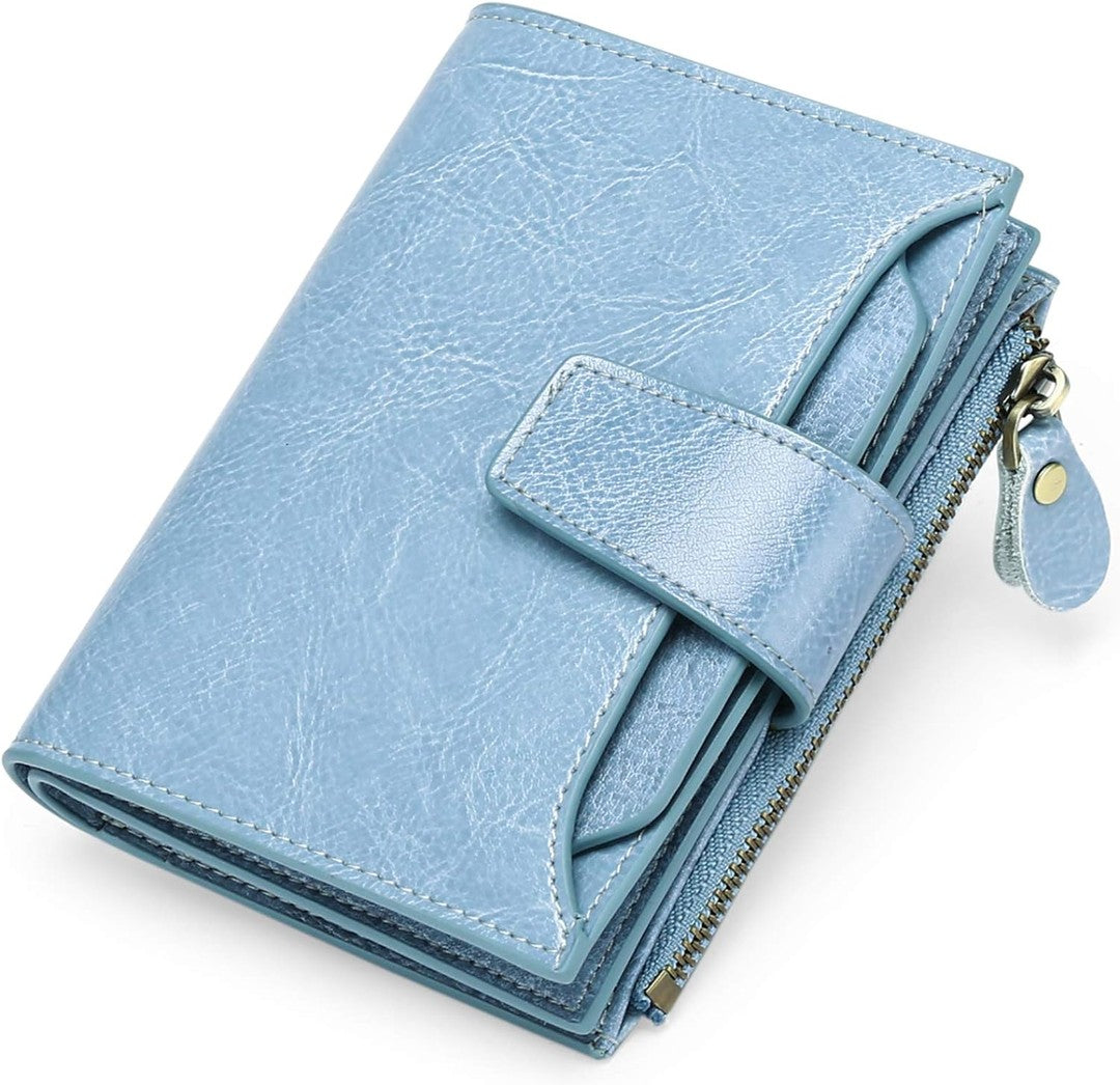 Compact leather RFID blocking wallet - product photo 10