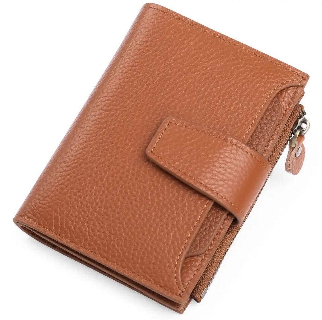 Compact leather RFID blocking wallet - product photo 22