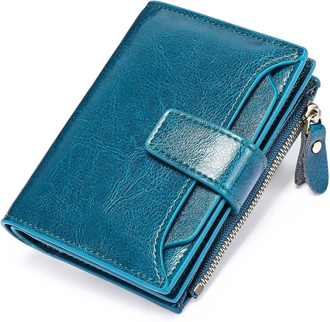 Compact leather RFID blocking wallet - product photo 9