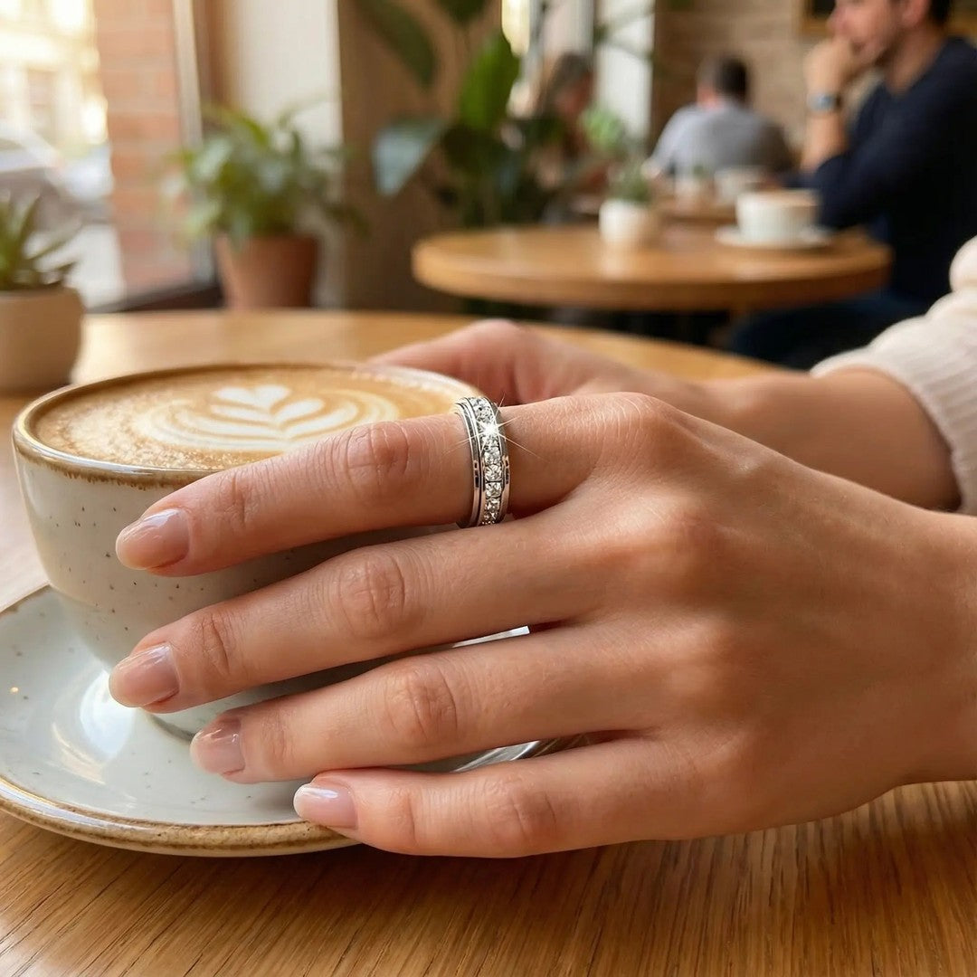 Titanium steel spinner ring with rotating zirconia band - product photo 2