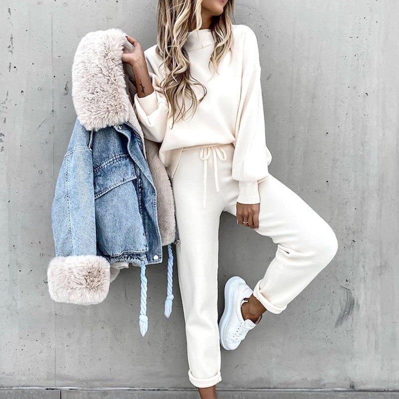 Women's two-piece knit lounge set - product photo 1