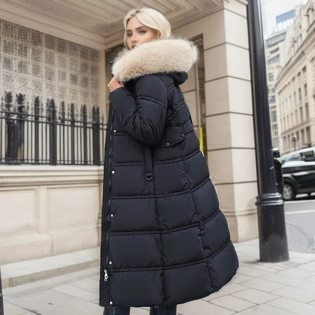 Woman wearing the Ottilia women's coat, 12 view