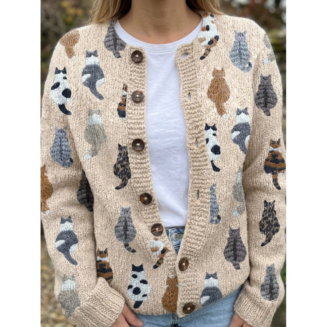 Woman wearing the Ottoline women's cardigan, front view