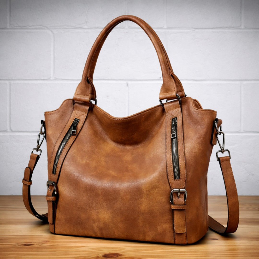 Woman wearing the Paulina women's elegant bag, back view