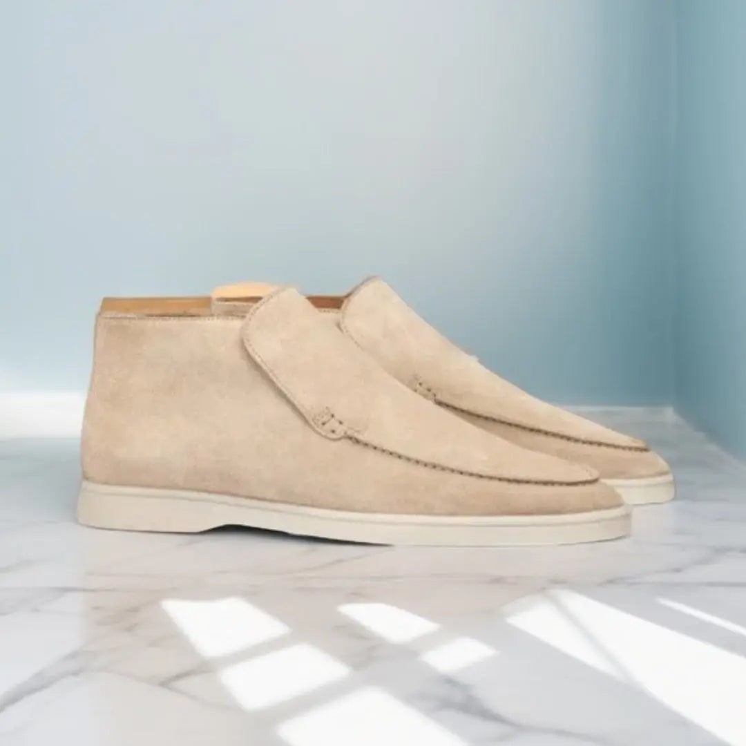 Man wearing the Ptolemy men's casual breathable shoes, back view