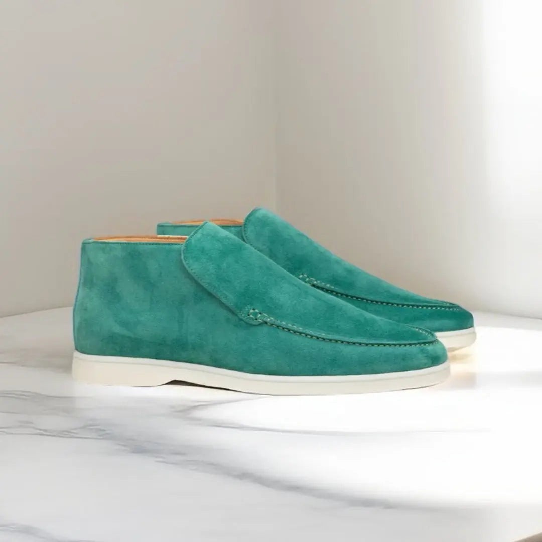 Man wearing the Ptolemy men's casual breathable shoes, model view