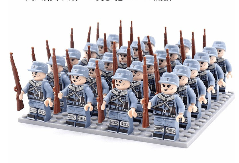 Historical soldier figure set with accessories - product photo 4