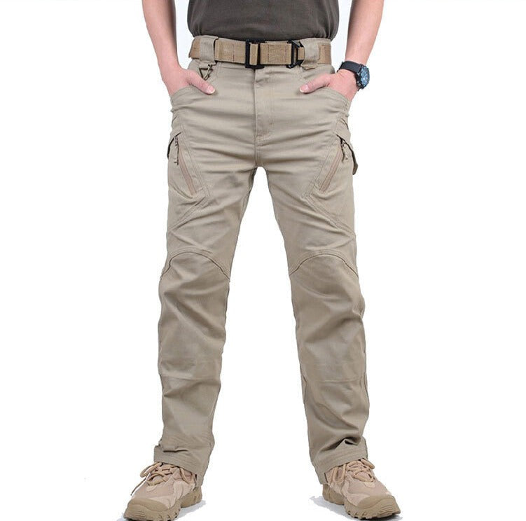 Water-repellent cargo pants with multiple pockets - product photo 2
