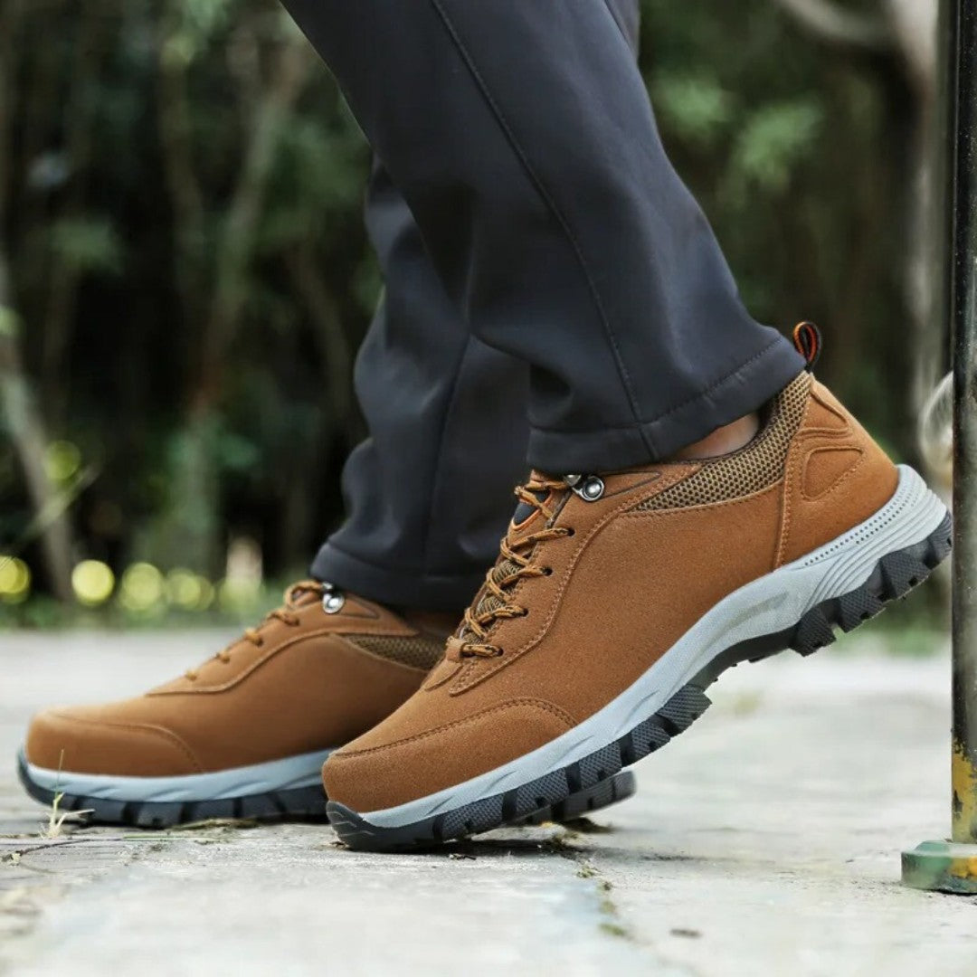 Men's waterproof walking shoes - product photo 7