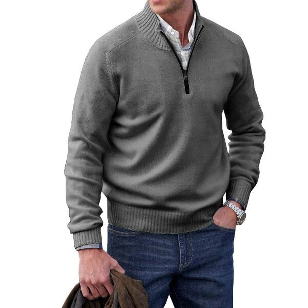 Man wearing the Ronan men's turtleneck cashmere sweater, 9 view