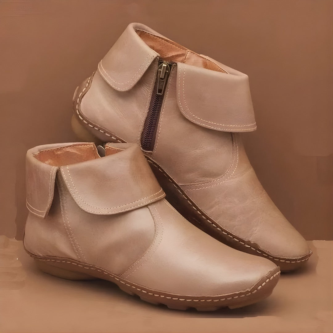 Woman wearing the Rosaline women's waterproof boots, back view